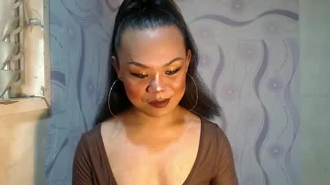 lady_shane26 online show from May 22, 2026, 4:19 am
