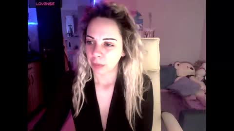 lady_smile69 online show from February 1, 2026, 3:38 am