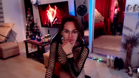 M MMY online show from January 8, 2025, 9:34 pm