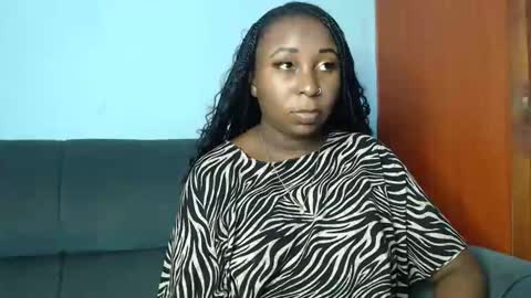 Snapshot of lady_twerky chatting on January 3, 2025, 4:27 pm Maya online show from January 3, 2025, 4:27 pm