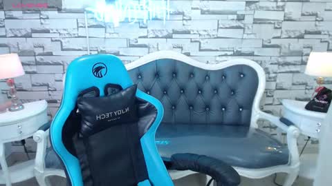 Snapshot of lady_violet_bridgerton_a chatting on December 14, 2024, 9:56 pm Lady Violet Bridgerton online show from December 14, 2024, 9:56 pm