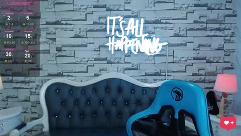 Snapshot of lady_violet_bridgerton_a chatting on January 19, 2025, 2:59 pm Lady Violet Bridgerton online show from January 19, 2025, 2:59 pm