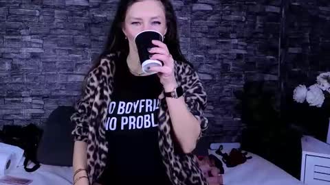 Jenny online show from February 13, 2026, 11:50 am