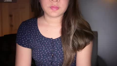 Aria online show from April 13, 2026, 4:07 am