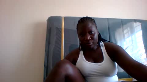 Snapshot of ladyblossoms19 chatting on December 26, 2024, 11:43 am lindah32 online show from December 26, 2024, 11:43 am