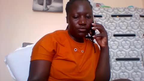 Snapshot of ladyblossoms19 chatting on January 14, 2025, 10:38 am lindah32 online show from January 14, 2025, 10:38 am