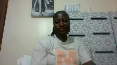 Snapshot of ladyblossoms19 chatting on January 22, 2025, 6:41 pm lindah32 online show from January 22, 2025, 6:41 pm