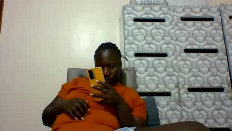 Snapshot of ladyblossoms19 chatting on January 26, 2025, 7:31 pm lindah32 online show from January 26, 2025, 7:31 pm