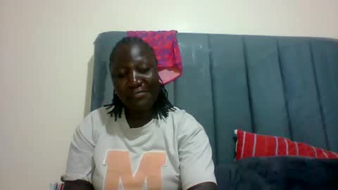 Snapshot of ladyblossoms19 chatting on February 17, 2025, 10:03 pm lindah32 online show from February 17, 2025, 10:03 pm