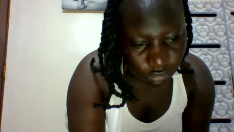 Snapshot of ladyblossoms19 chatting on March 10, 2025, 6:23 pm lindah32 online show from March 10, 2025, 6:23 pm