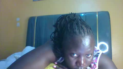 Snapshot of ladyblossoms19 chatting on September 9, 2025, 7:13 pm lindah32 online show from September 9, 2025, 7:13 pm