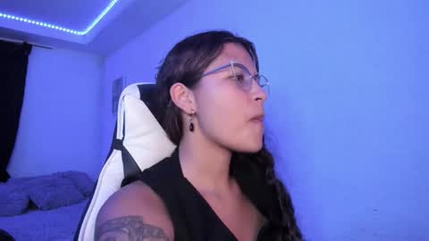  Lady  online show from February 19, 2026, 12:50 am