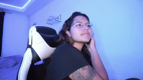  Lady  online show from March 1, 2026, 12:56 am