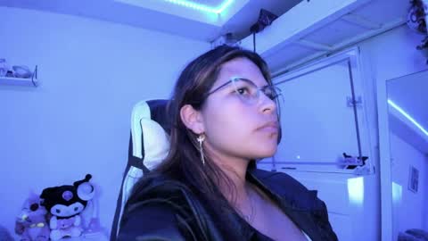  Lady  online show from April 4, 2026, 3:49 am