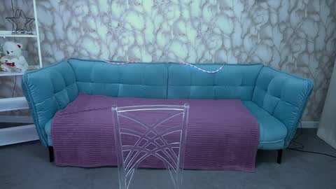 ladychanelll online show from June 3, 2026, 12:52 pm