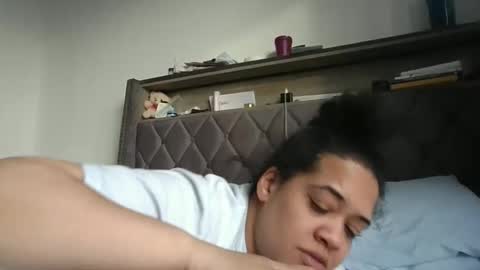 Snapshot of ladycinnabon chatting on January 13, 2025, 1:49 pm Stephanie online show from January 13, 2025, 1:49 pm