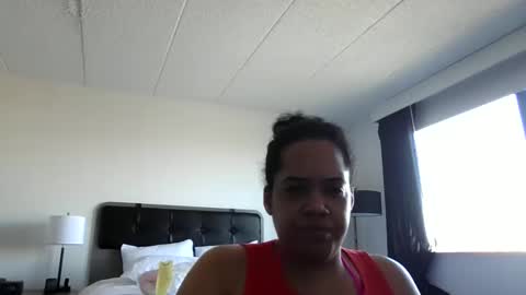 Snapshot of ladycinnabon chatting on February 26, 2025, 4:56 pm Stephanie online show from February 26, 2025, 4:56 pm