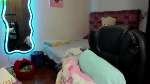 leidy daniela online show from March 10, 2026, 12:04 am