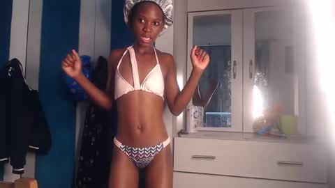 Snapshot of ladydiva69 chatting on February 20, 2025, 3:01 am ladydiva69 online show from February 20, 2025, 3:01 am