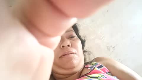 ladyjelyn69 online show from June 27, 2026, 1:43 am