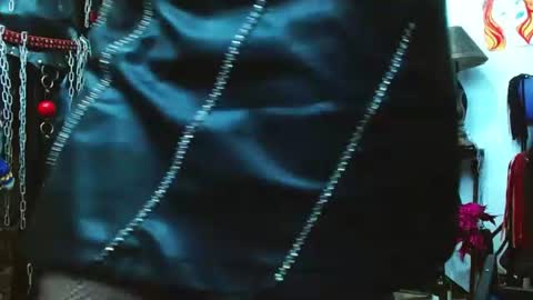 ladylunatikka online show from July 12, 2026, 11:07 pm