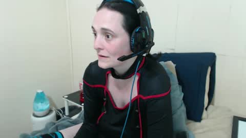 LadySlate online show from December 10, 2024, 1:54 am