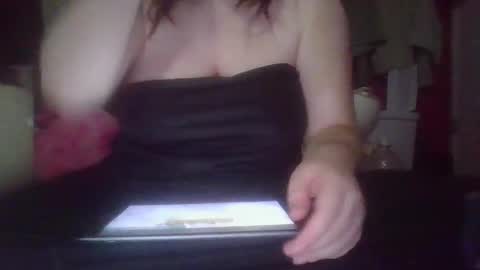 LaeLita online show from September 24, 2025, 5:11 am