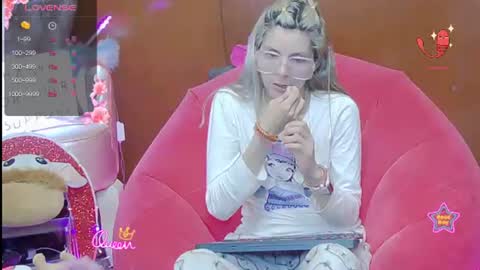 Snapshot of laflakita21 chatting on June 11, 2026, 11:36 pm Skinnygirl online show from June 11, 2026, 11:36 pm