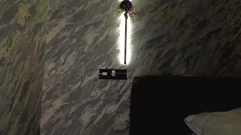 Snapshot of laflamebella chatting on February 22, 2025, 2:30 pm Bella online show from February 22, 2025, 2:30 pm