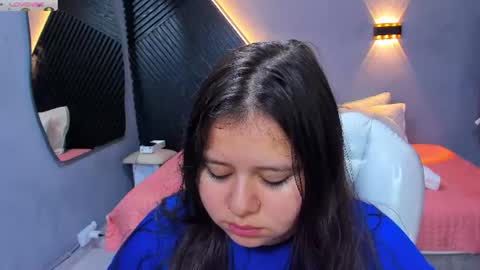 Snapshot of laia_and_aloby chatting on June 20, 2026, 10:01 pm online show from June 20, 2026, 10:01 pm
