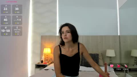 Snapshot of laia_cruz chatting on April 26, 2026, 7:33 pm Laia Cruz online show from April 26, 2026, 7:33 pm