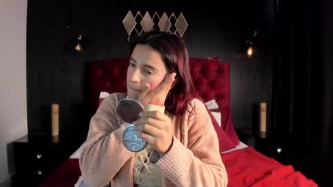 Snapshot of laia_jonees chatting on July 15, 2026, 11:37 am Laia online show from July 15, 2026, 11:37 am