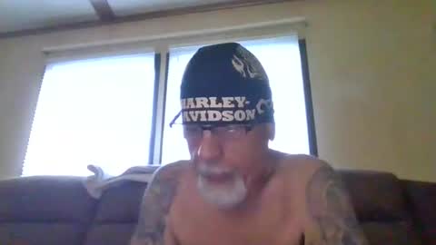 Snapshot of laidbackluxury chatting on May 30, 2026, 11:02 pm laidbackluxury online show from May 30, 2026, 11:02 pm