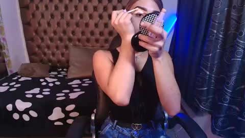 Camila online show from March 26, 2026, 8:58 pm