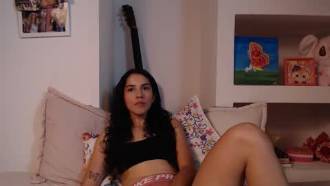 Snapshot of lailypink chatting on February 15, 2026, 8:38 pm samanta online show from February 15, 2026, 8:38 pm