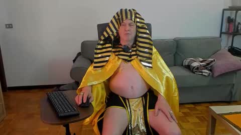 lajose52 online show from November 29, 2025, 3:48 pm