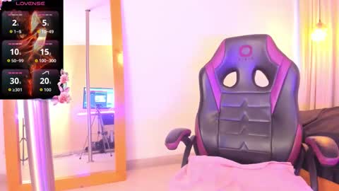 lala_demon online show from March 10, 2026, 12:54 pm