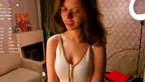 Julia online show from May 18, 2026, 8:14 pm