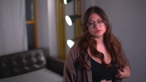 Snapshot of lali_tali chatting on October 29, 2025, 5:25 pm Lilium like a flower online show from October 29, 2025, 5:25 pm