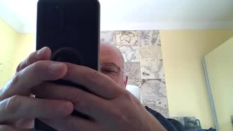 lamabama online show from September 28, 2025, 1:38 pm