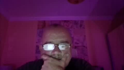 Snapshot of lamabama chatting on October 30, 2025, 10:43 pm lamabama online show from October 30, 2025, 10:43 pm