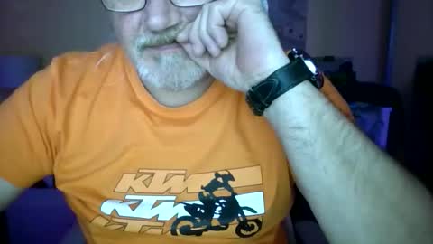 lamabama online show from December 3, 2025, 9:46 pm