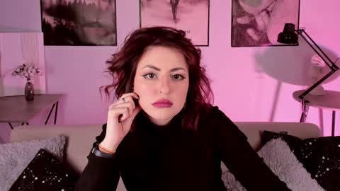 just call me Lana  and her security online show from December 19, 2024, 11:39 am