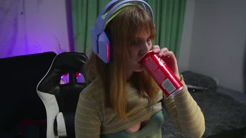 Snapshot of lana_del_kay chatting on December 2, 2024, 6:32 pm Kay online show from December 2, 2024, 6:32 pm