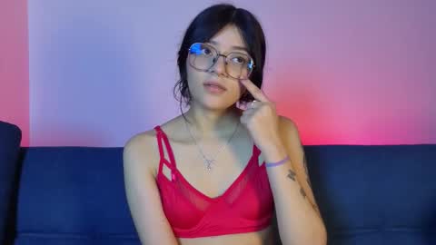 ... .          . ... online show from February 5, 2026, 4:33 pm