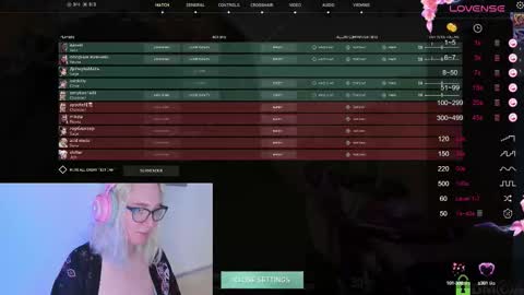 Snapshot of lana_lunar chatting on October 16, 2025, 12:39 pm Lana online show from October 16, 2025, 12:39 pm