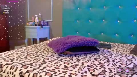 Snapshot of lana_queen13 chatting on October 4, 2025, 1:25 am Angel IG online show from October 4, 2025, 1:25 am