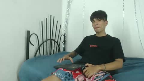 lana_robertt online show from March 18, 2026, 5:21 am