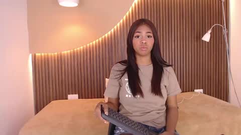 Snapshot of lana_starlet chatting on February 19, 2025, 8:52 pm katiuska online show from February 19, 2025, 8:52 pm