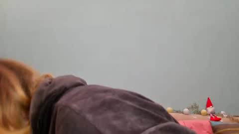 Snapshot of lanaangeldream chatting on February 16, 2026, 3:35 am Lana online show from February 16, 2026, 3:35 am